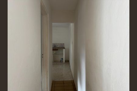 Casa para alugar com 100m², 2 quartos e 1 vaga Casa para alugar com 100m², 2 quartos e 1 vagaCorredor