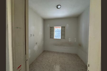 Casa para alugar com 100m², 2 quartos e 1 vaga Casa para alugar com 100m², 2 quartos e 1 vagaQuarto 1