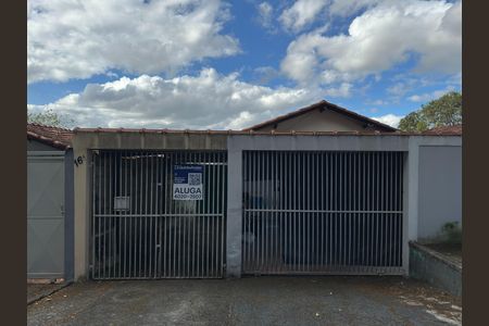 Fachada  de casa para alugar com 2 quartos, 100m² em Jardim Satélite, São José dos Campos