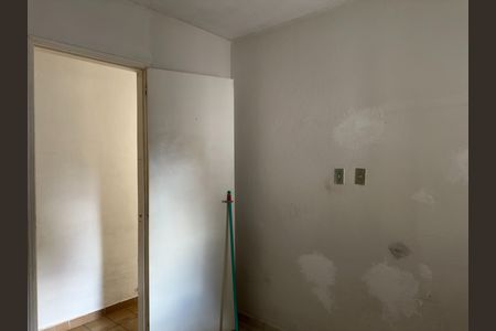 Casa para alugar com 100m², 2 quartos e 1 vaga Casa para alugar com 100m², 2 quartos e 1 vagaQuarto 1