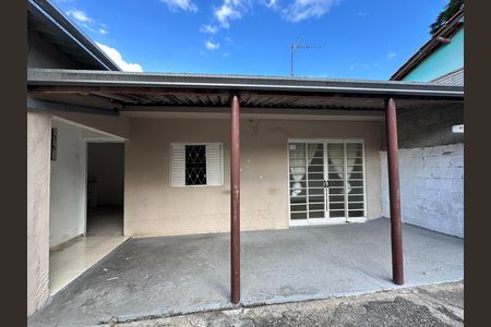 Casa para alugar com 100m², 2 quartos e 1 vaga Casa para alugar com 100m², 2 quartos e 1 vagaÁrea externa