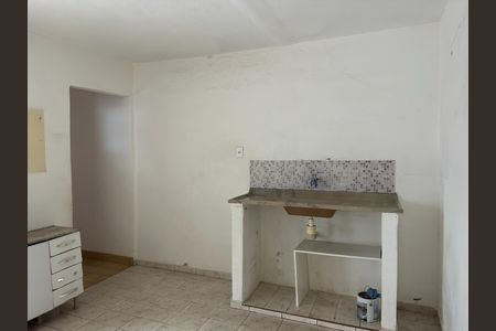 Casa para alugar com 100m², 2 quartos e 1 vaga Casa para alugar com 100m², 2 quartos e 1 vagaCozinha