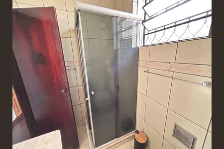 Casa de condomínio à venda com 186m², 4 quartos e sem vagaBanheiro 2