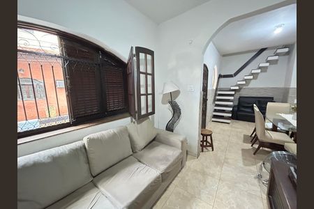 Casa de condomínio à venda com 186m², 4 quartos e sem vagaSala 2