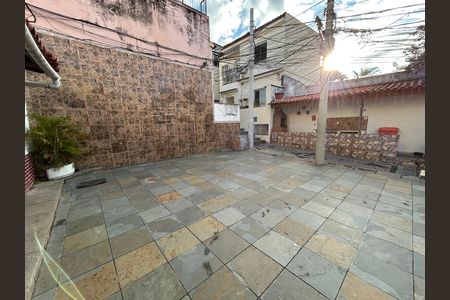 Casa de condomínio à venda com 186m², 4 quartos e sem vagaÁrea comum - Salão de festas