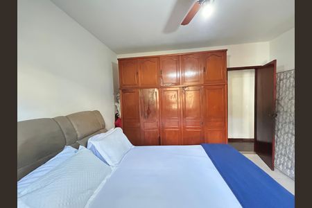 Casa de condomínio à venda com 186m², 4 quartos e sem vagaQuarto 2