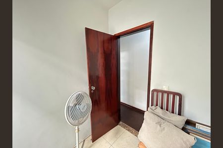 Casa de condomínio à venda com 186m², 4 quartos e sem vagaQuarto 4