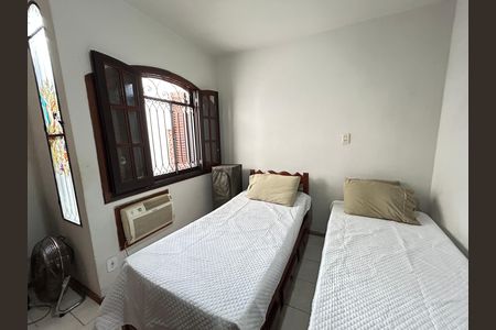 Casa de condomínio à venda com 186m², 4 quartos e sem vagaQuarto 3