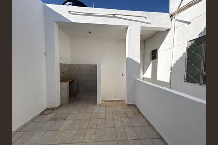 Casa para alugar com 161m², 2 quartos e 1 vaga