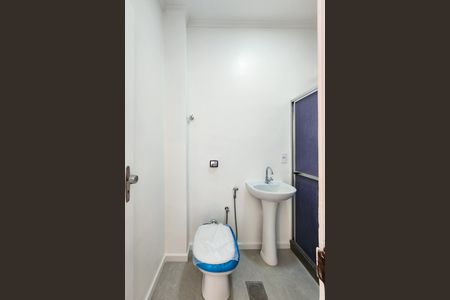 Apartamento para alugar com 71m², 2 quartos e 1 vaga Apartamento para alugar com 71m², 2 quartos e 1 vagaBanheiro
