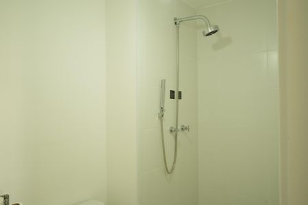Banheiro de apartamento para alugar com 2 quartos, 47m² em Penha de França, São Paulo