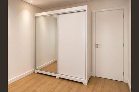 Apartamento à venda com 96m², 3 quartos e 2 vagasQuarto 