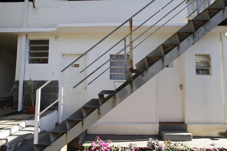 Área externa de casa à venda com 4 quartos, 360m² em Cinquentenario, Belo Horizonte