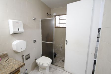 Banheiro da Suíte de casa à venda com 4 quartos, 360m² em Cinquentenario, Belo Horizonte