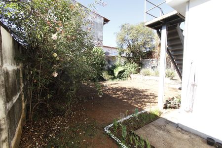 Quintal de casa à venda com 4 quartos, 360m² em Cinquentenario, Belo Horizonte