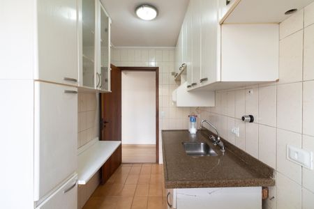 Cozinha de apartamento para alugar com 2 quartos, 56m² em Jardim Esmeralda, São Paulo