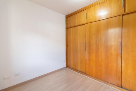 Quarto 2 de apartamento para alugar com 2 quartos, 56m² em Jardim Esmeralda, São Paulo