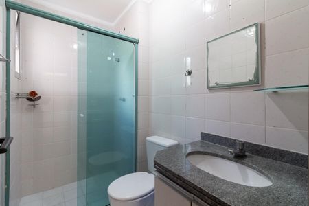 Banheiro de apartamento para alugar com 2 quartos, 56m² em Jardim Esmeralda, São Paulo