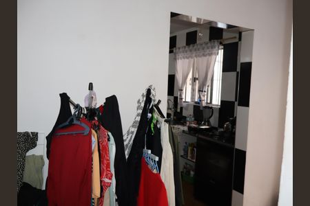 Corredor de casa à venda com 4 quartos, 196m² em Jardim Vila Formosa, São Paulo
