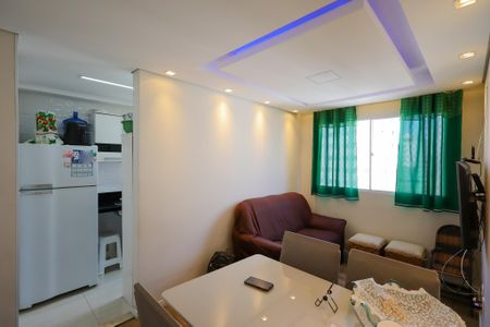 Sala  de apartamento para alugar com 2 quartos, 44m² em Usina Piratininga, São Paulo