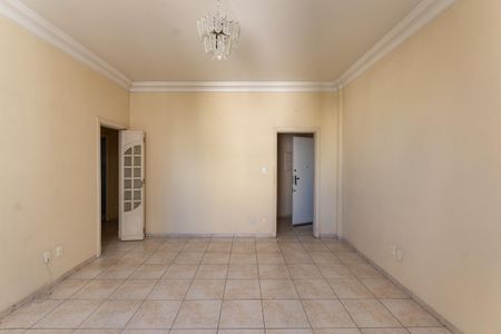 Apartamento à venda com 74m², 1 quarto e sem vagaSala