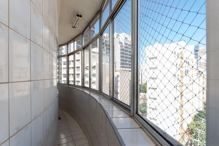 Apartamento à venda com 74m², 1 quarto e sem vagaVaranda