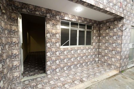 Casa para alugar com 70m², 2 quartos e 1 vaga Casa para alugar com 70m², 2 quartos e 1 vagaVaranda da Sala