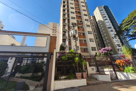 Fachada do Condomínio de apartamento para alugar com 1 quarto, 50m² em Cambuí, Campinas