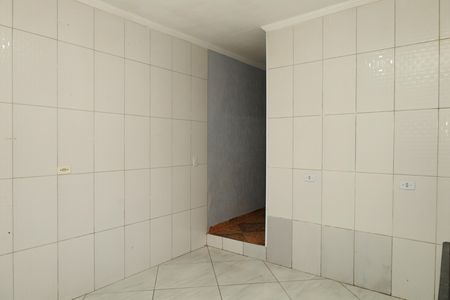 Cozinha de casa para alugar com 2 quartos, 60m² em Limoeiro, São Paulo