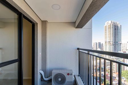 Apartamento para alugar com 49m², 2 quartos e 1 vaga Apartamento para alugar com 49m², 2 quartos e 1 vagaVaranda