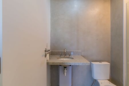 Apartamento para alugar com 49m², 2 quartos e 1 vaga Apartamento para alugar com 49m², 2 quartos e 1 vagaBanheiro social