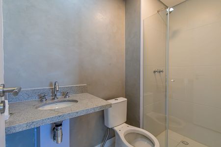 Apartamento para alugar com 49m², 2 quartos e 1 vaga Apartamento para alugar com 49m², 2 quartos e 1 vagaBanheiro social