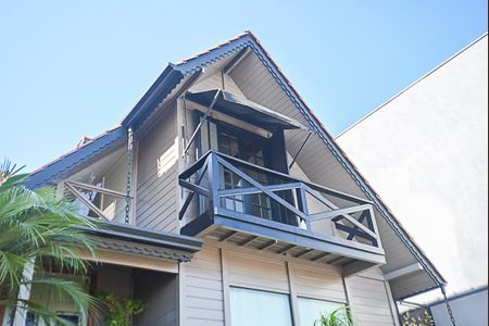 Fachada de casa à venda com 3 quartos, 267m² em Bairro dos Casa, São Bernardo do Campo