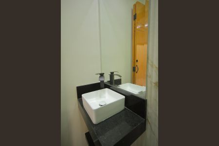 Casa à venda com 157m², 2 quartos e 2 vagasLavabo da Sala 