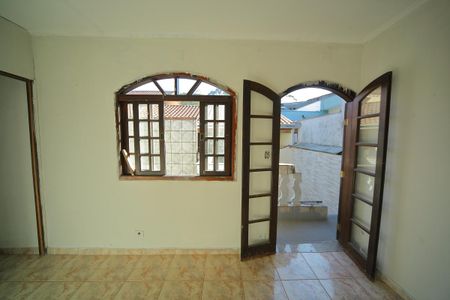 Casa à venda com 157m², 2 quartos e 2 vagasSala da Edícula 