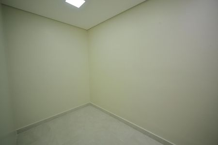 Casa à venda com 157m², 2 quartos e 2 vagasCloset da Suíte 1 