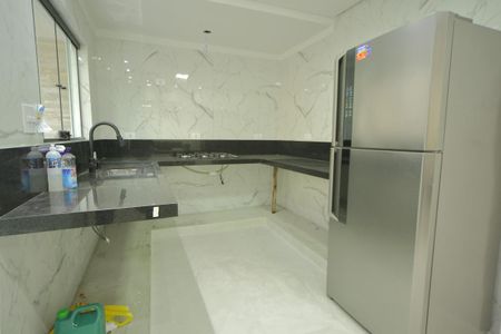 Casa à venda com 157m², 2 quartos e 2 vagasCozinha 