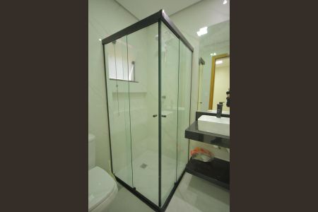 Casa à venda com 157m², 2 quartos e 2 vagasBanheiro da Suíte 1 