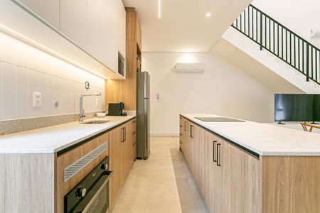 Apartamento para alugar com 90m², 1 quarto e sem vaga