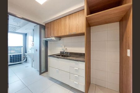 Cozinha de apartamento à venda com 2 quartos, 65m² em Santo Amaro, São Paulo