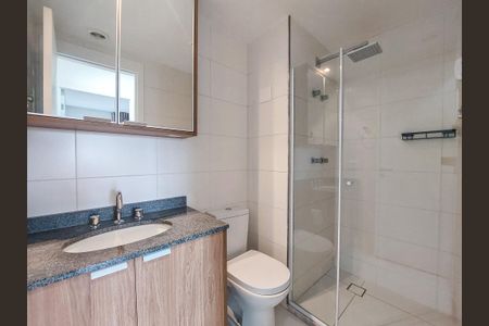 Banheiro de apartamento à venda com 2 quartos, 65m² em Santo Amaro, São Paulo