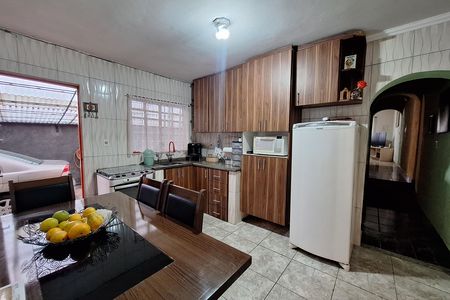 Cozinha de casa à venda com 3 quartos, 180m² em Utinga, Santo André