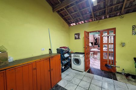 Área de Serviço de casa à venda com 3 quartos, 180m² em Utinga, Santo André