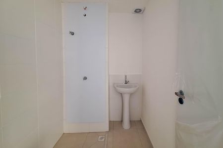Banheiro de apartamento para alugar com 2 quartos, 51m² em Várzea das Moças, Niterói