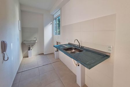 Cozinha de apartamento para alugar com 2 quartos, 51m² em Várzea das Moças, Niterói