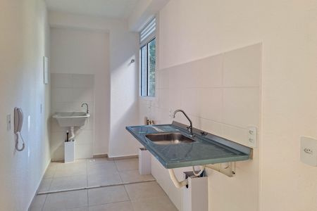 Cozinha de apartamento para alugar com 2 quartos, 51m² em Várzea das Moças, Niterói