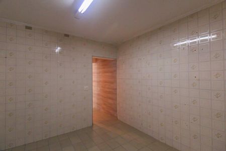 Cozinha de casa para alugar com 1 quarto, 120m² em Jardim Vila Formosa, São Paulo