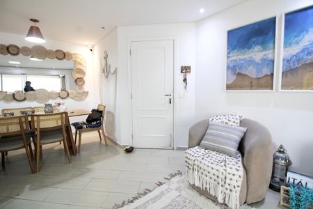 Apartamento à venda com 124m², 3 quartos e 2 vagas Apartamento à venda com 124m², 3 quartos e 2 vagasSala