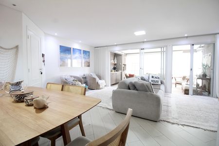 Apartamento à venda com 124m², 3 quartos e 2 vagas Apartamento à venda com 124m², 3 quartos e 2 vagasSala