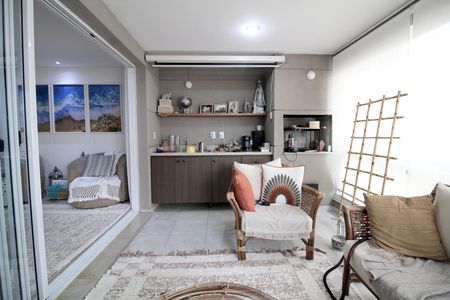 Apartamento à venda com 124m², 3 quartos e 2 vagas Apartamento à venda com 124m², 3 quartos e 2 vagasVaranda